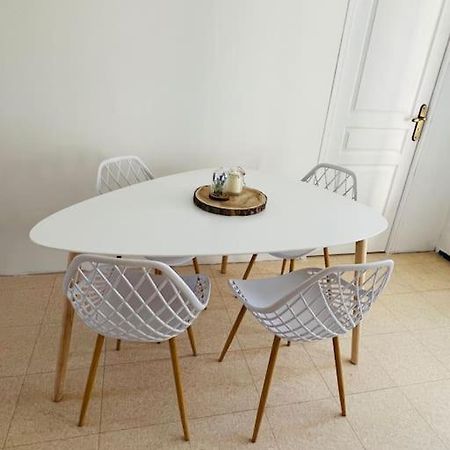 אביניון Logement A 10 Minutes A Pied De La Gare Centre מראה חיצוני תמונה